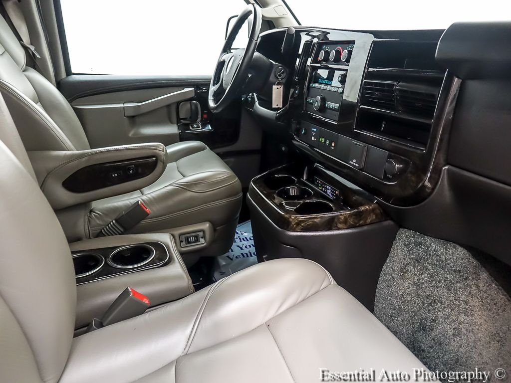 2023 Chevrolet Express Cargo Work Van - Photo 25