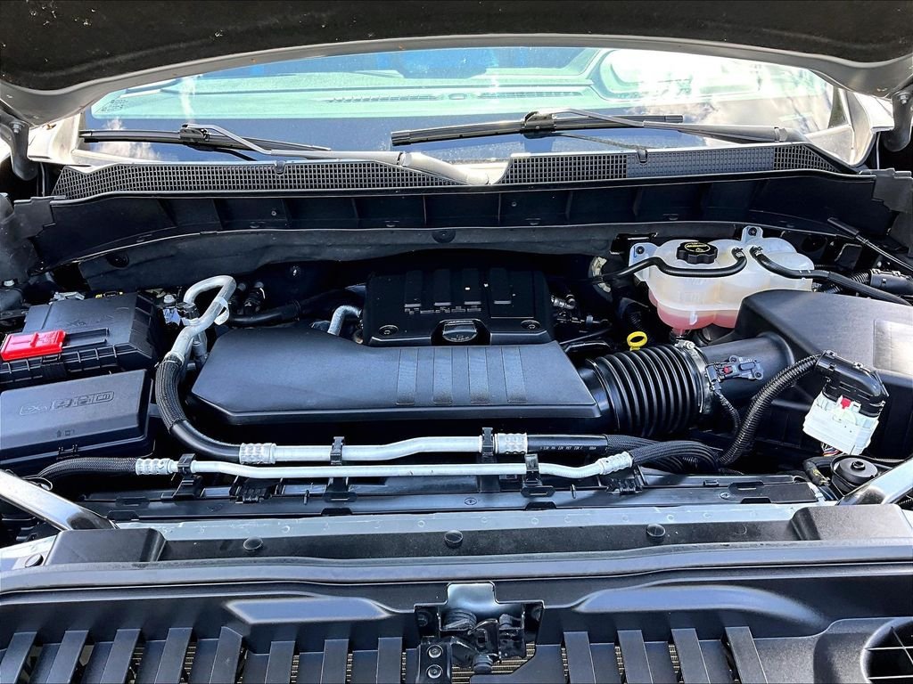Used 2024 Gray Chevrolet LT image 29
