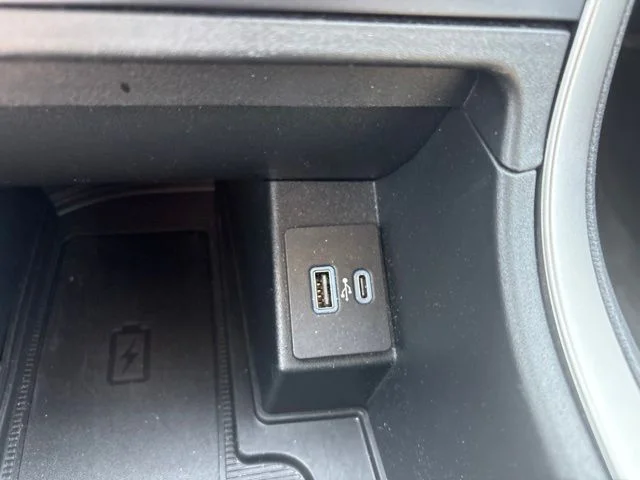 Used 2024 Blue Ford SEL image 14