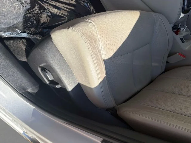 Used 2019 Silver Nissan SL image 21