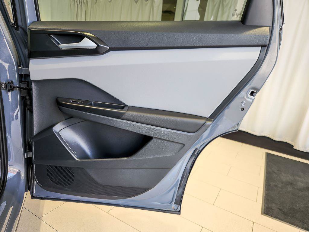 Used 2023 Gray Volkswagen 1.5T SE image 20