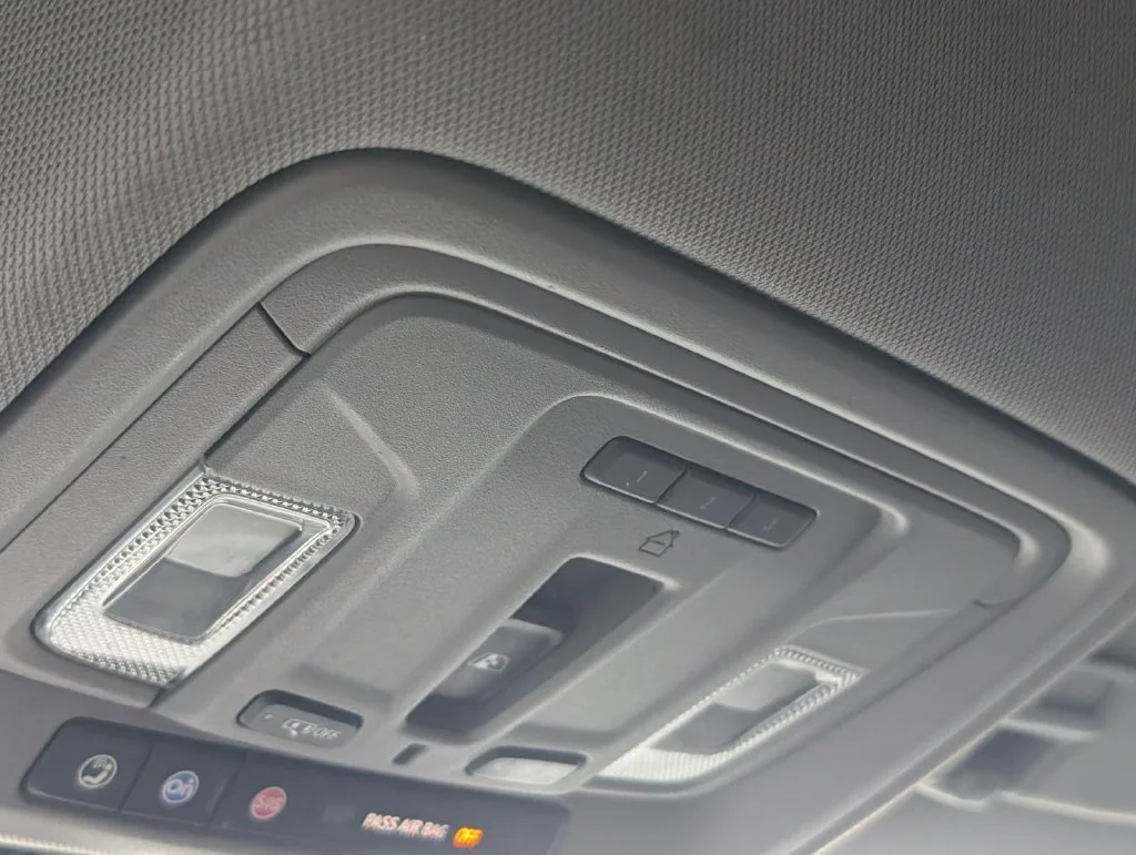 Used 2019 BLACK Chevrolet LTZ image 23