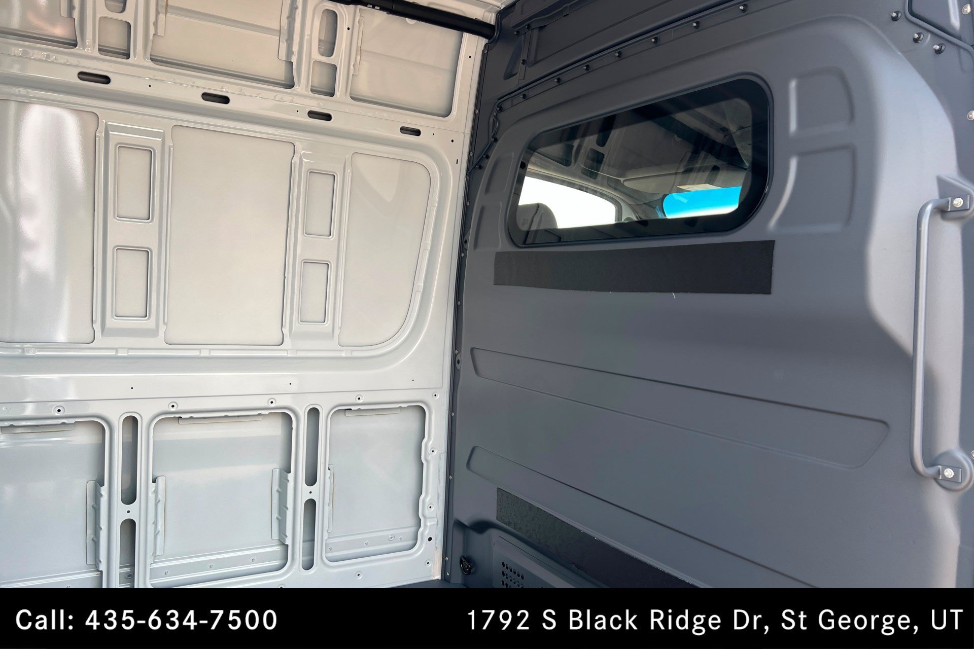 Used 2026 Arctic White Mercedes-Benz  image 18
