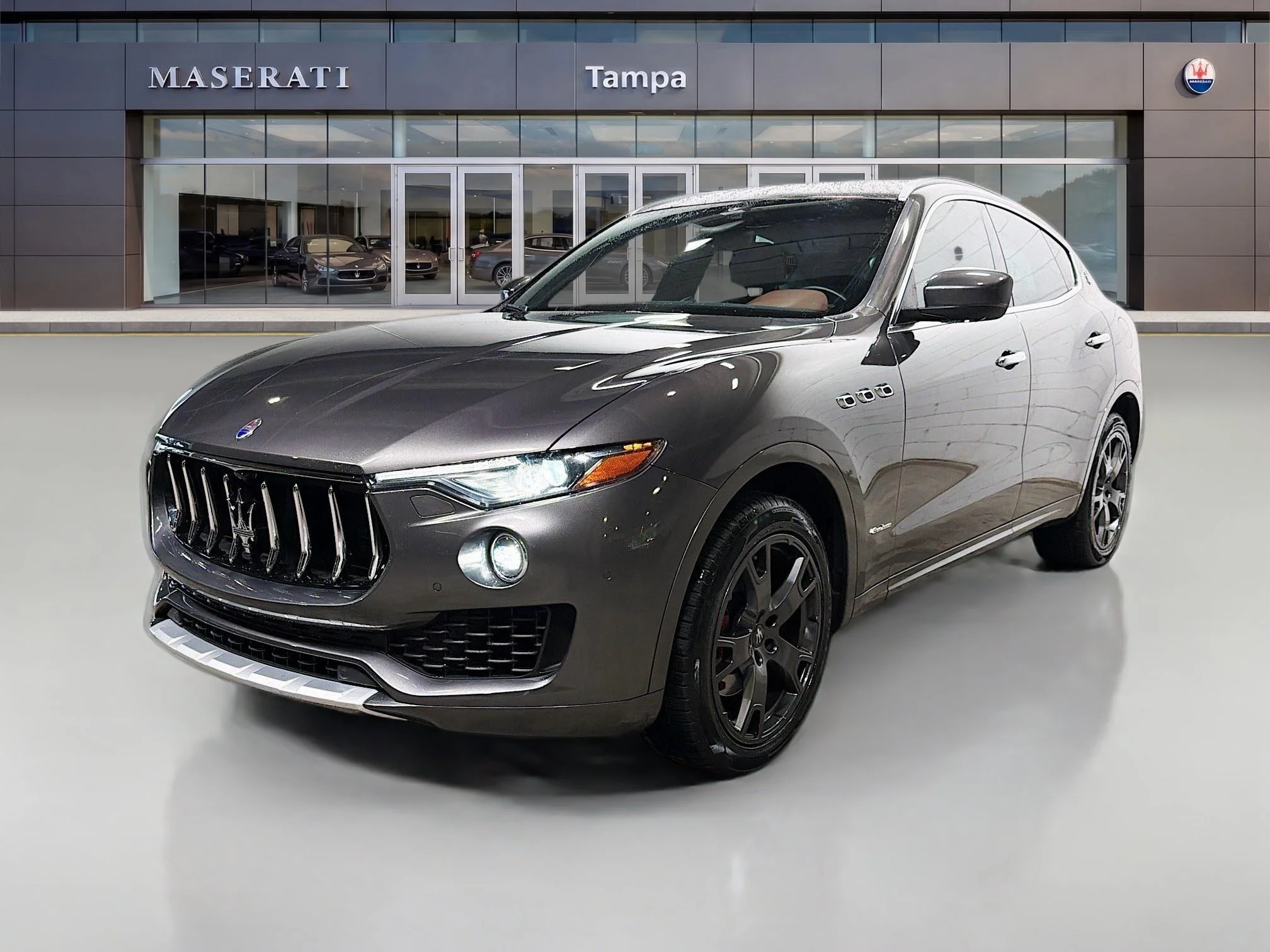 Used 2018 Gray Maserati GranLusso image 7