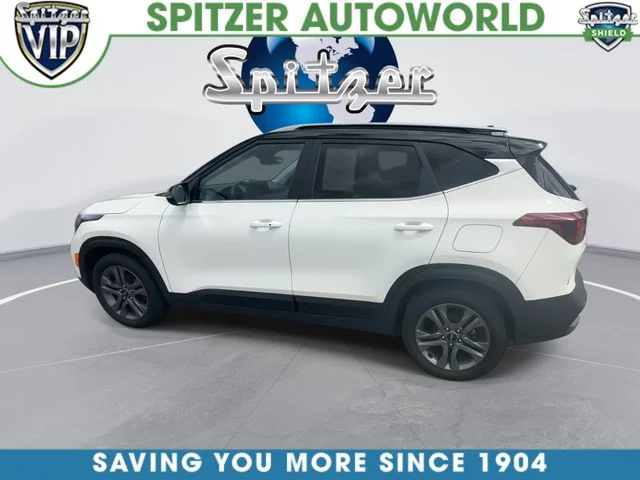 Used 2023 White Kia S image 6