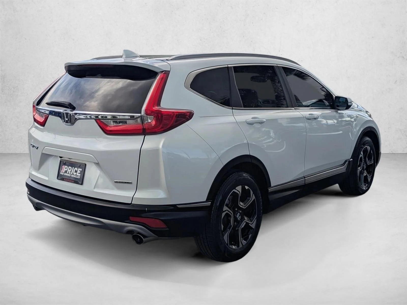 Used 2019 Platinum White Pearl Honda Touring image 5
