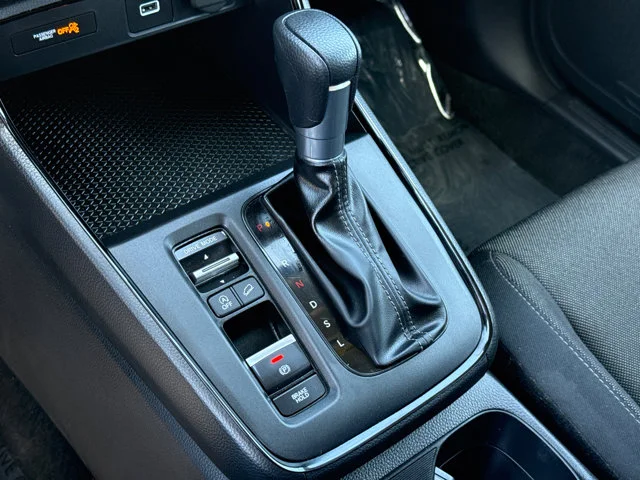 2024 Honda CR-V LX - Photo 9