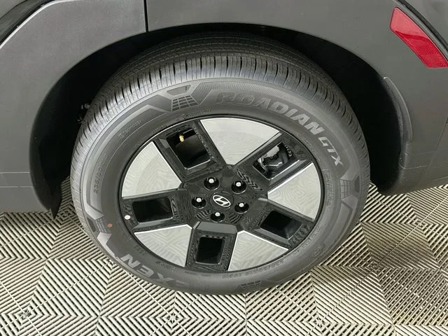New 2026 Black Hyundai SEL image 20