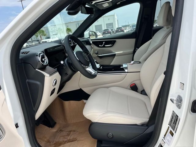 New 2026 Polar White Mercedes-Benz GLC 300 image 15