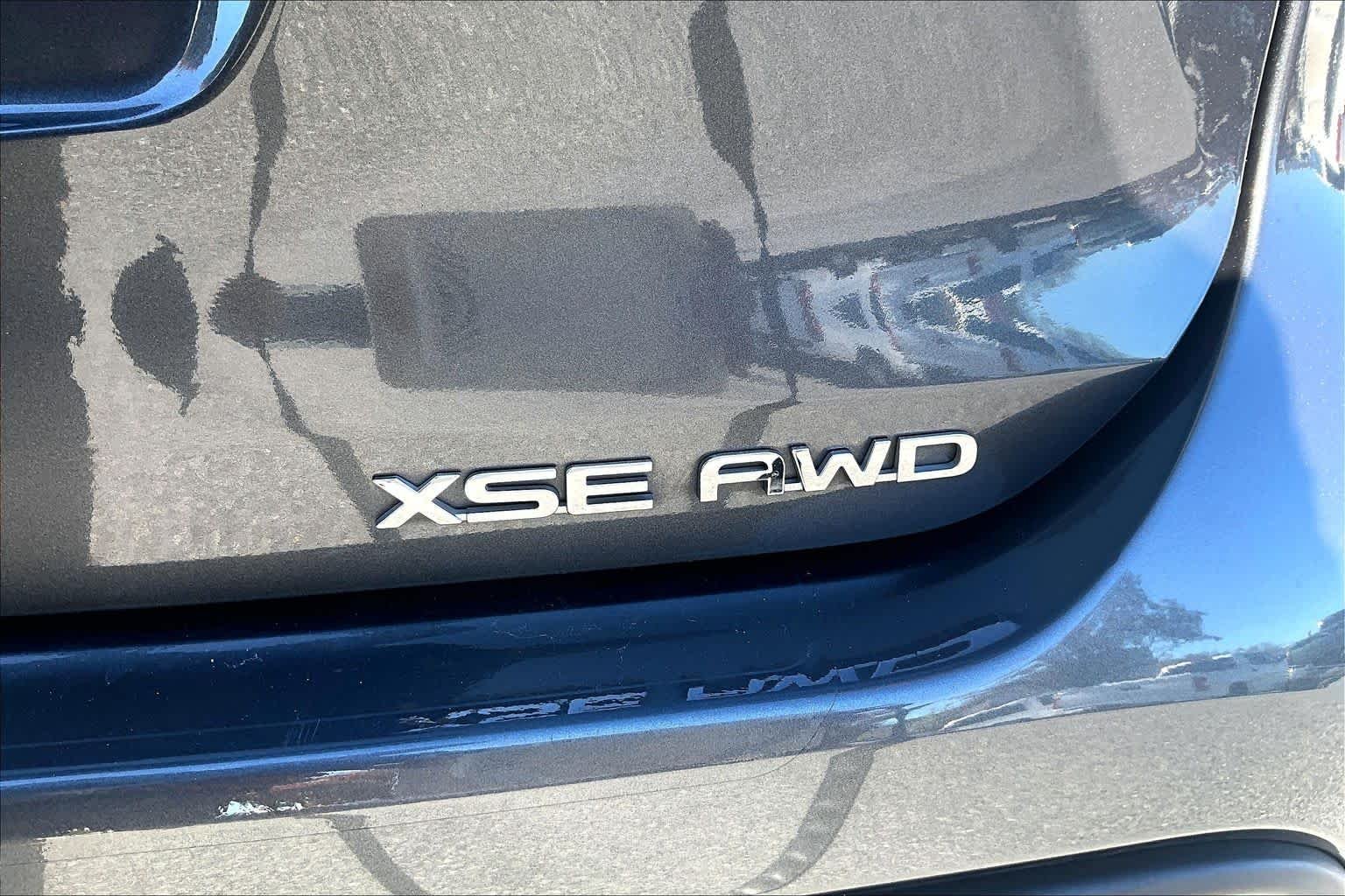 Used 2025 Magnetic Gray Metallic Toyota XSE image 10