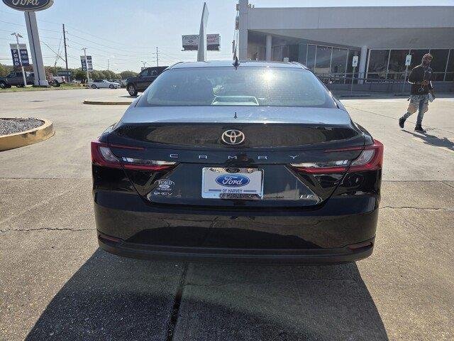 Used 2025 BLACK Toyota LE image 4