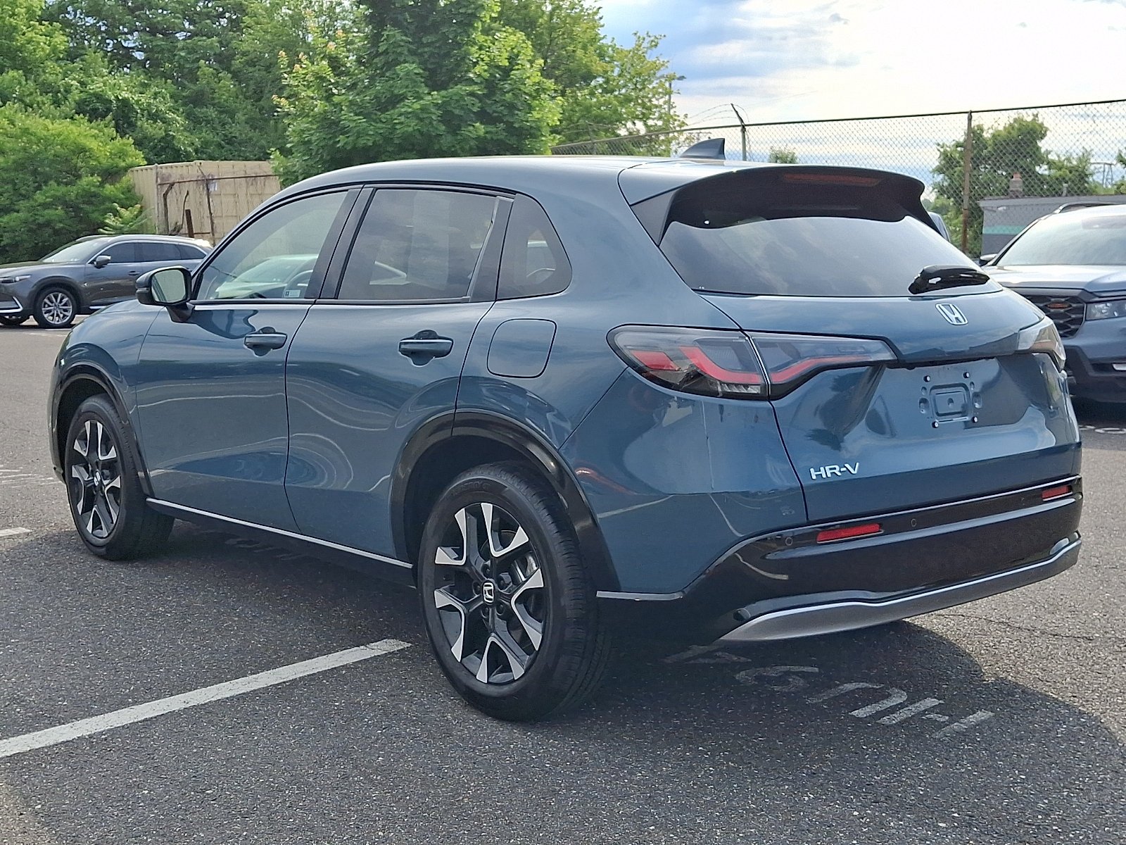 Used 2026 Green Honda EX-L image 3