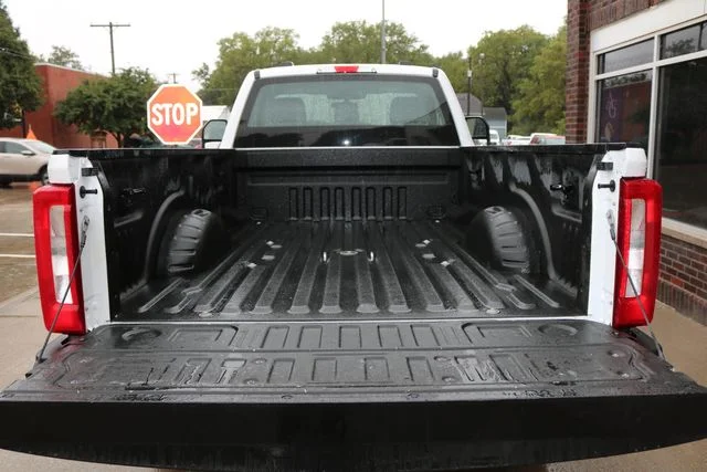 Used 2023 White Ford XL image 7
