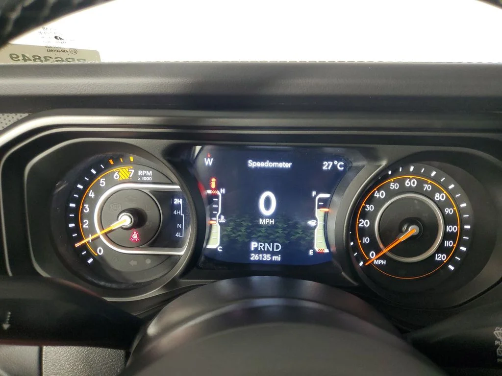 Used 2025 Red Jeep Rubicon image 27