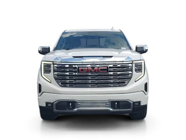 Used 2023 WHITE FROST TRICOAT GMC Denali image 2
