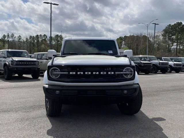 New 2026 White Ford Outer Banks image 8