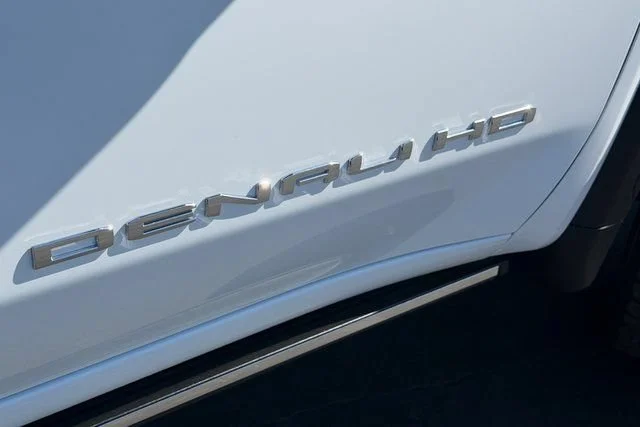 New 2026 Summit White GMC Denali Ultimate image 6