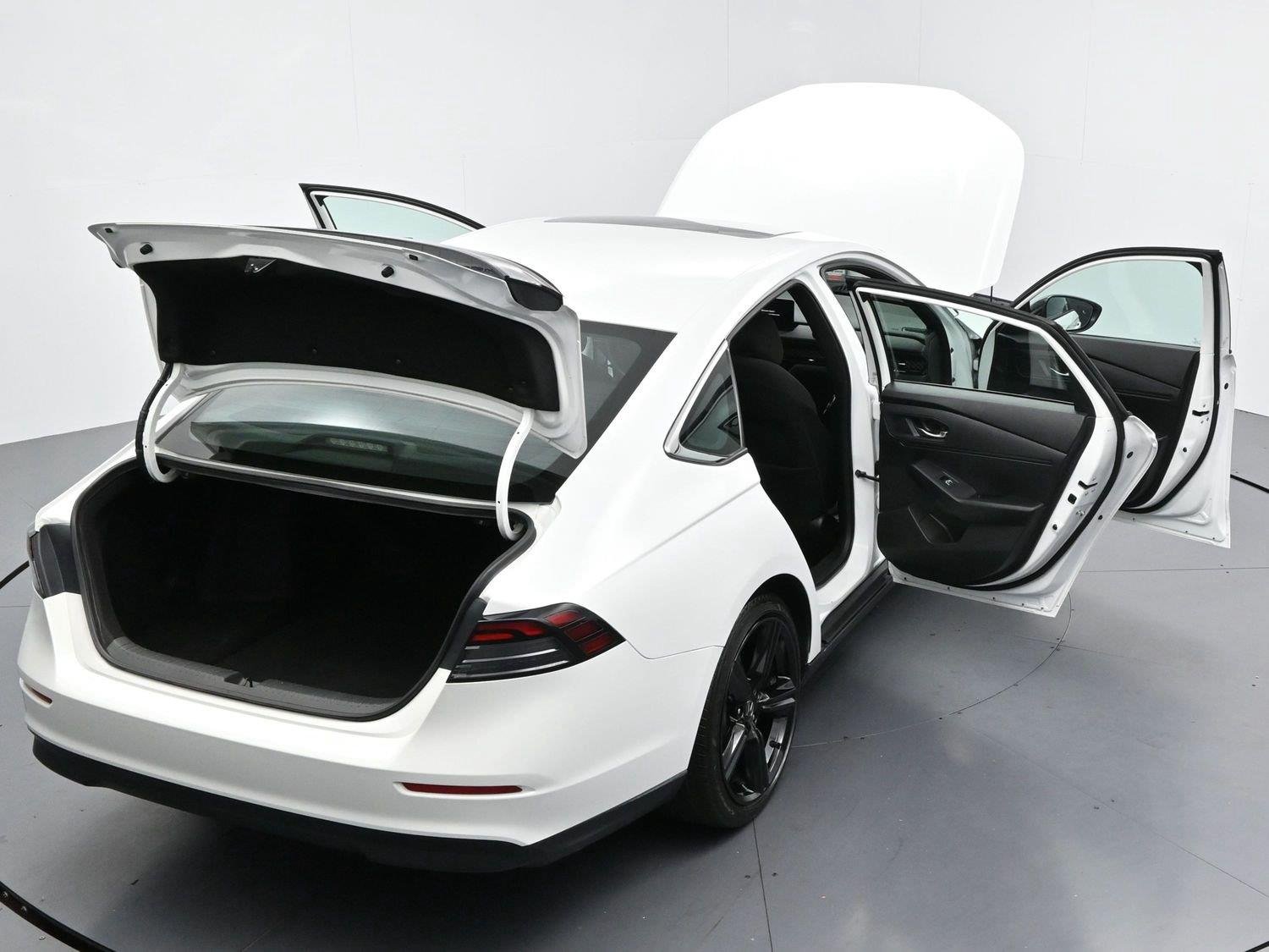 Used 2024 Platinum White Pearl Honda Sport image 44