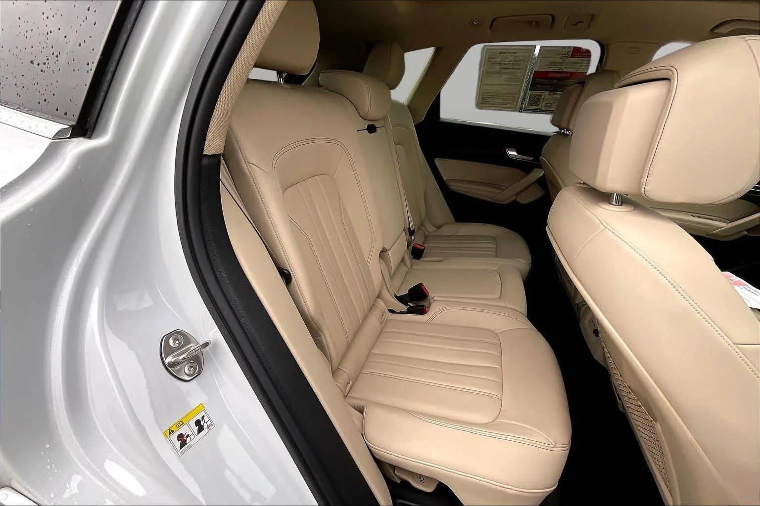 Used 2023 Ibis White Audi Premium Plus image 41