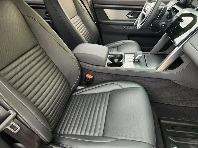 Certified Used 2025 Black Land Rover SE image 14