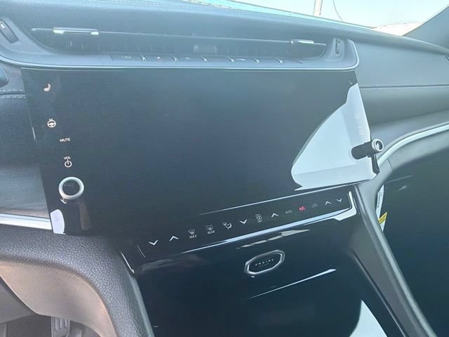 New 2026 Baltic Gray Metallic Clearcoat Jeep Limited image 27