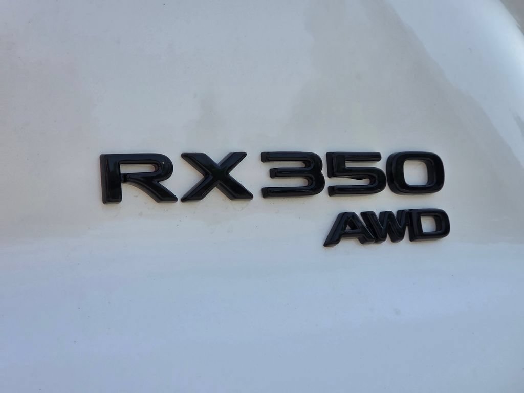 New 2026 Eminent White Pearl Lexus LUXURY image 8