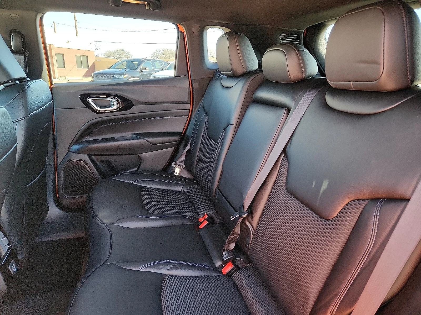 New 2026 Orange Jeep LATITUDE ALTITUDE 4X4 image 10