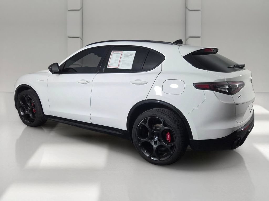 Used 2024 Milano White Alfa Romeo Veloce image 7