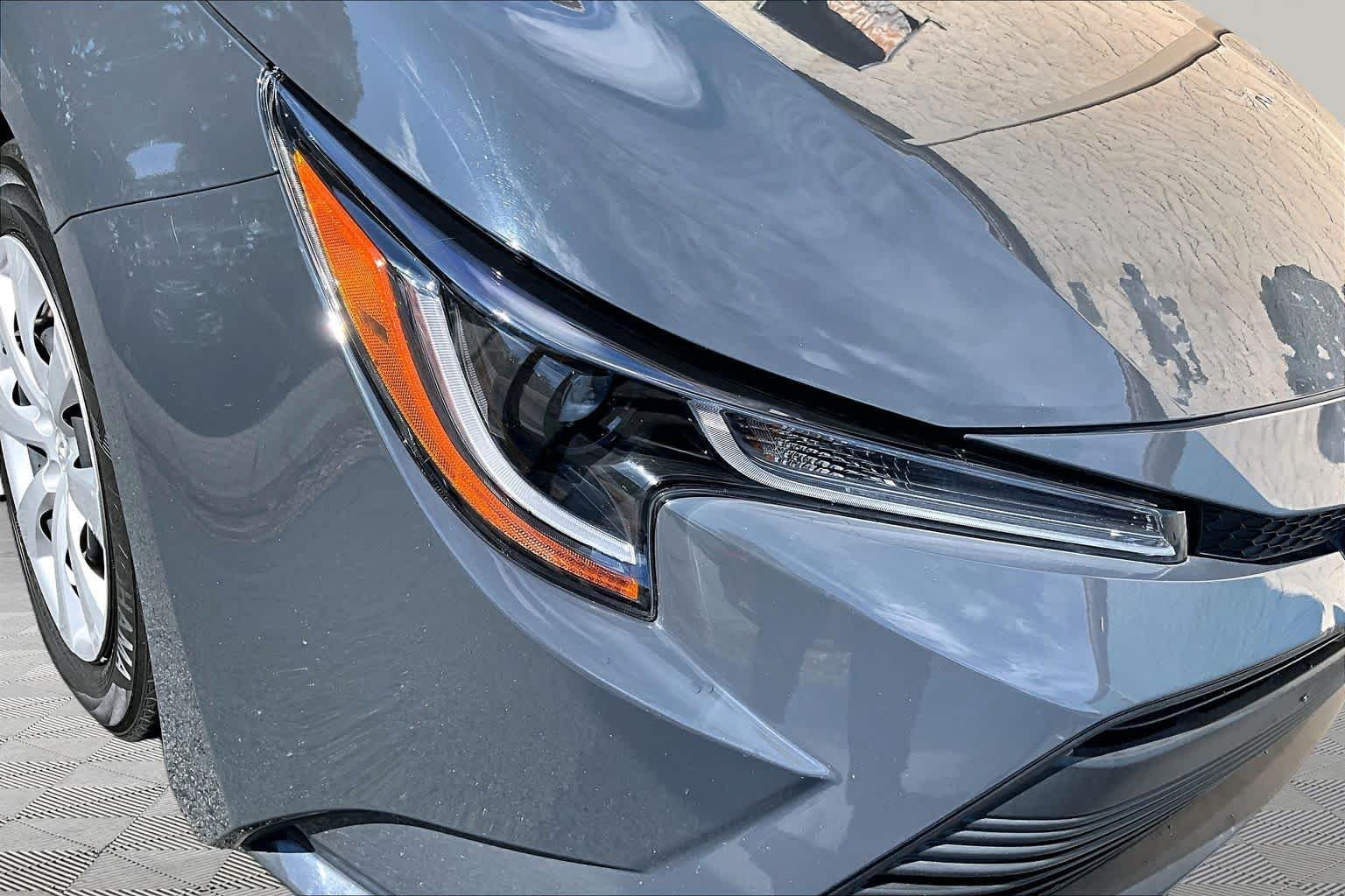Used 2023 Underground Toyota LE image 28