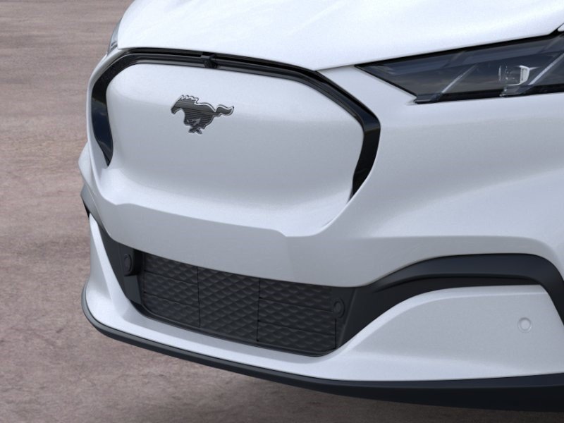 New 2026 Star White Metallic Tri-coat Ford Premium image 18