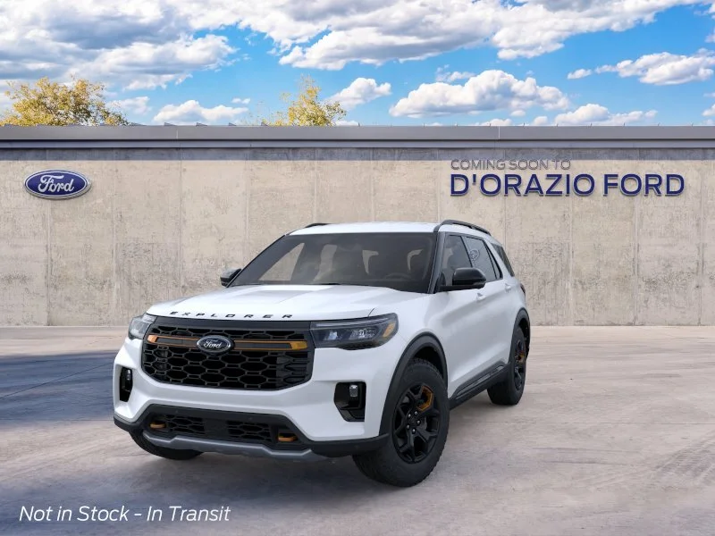 New 2026 Star White Metallic Tri-Coat Ford Tremor® image 2