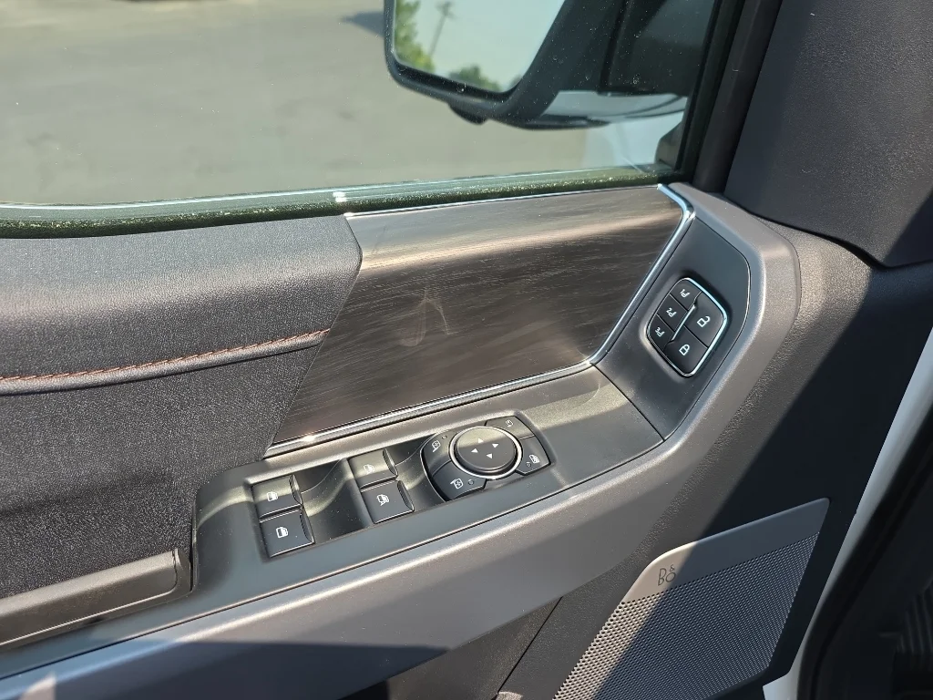 New 2026 Star White Metallic Tri-Coat Ford Lariat® image 14