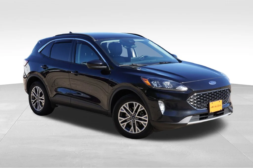 Used 2022 Agate Black Metallic Ford SEL image 1