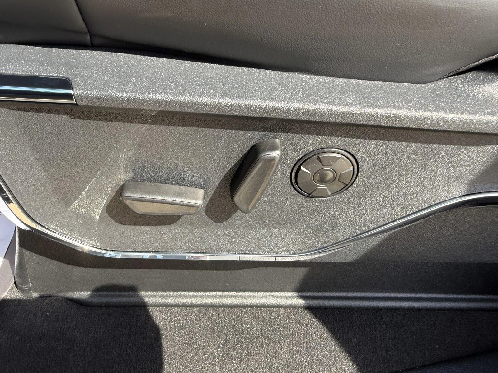 New 2026 Carbonized Gray Metallic Ford F-250® Platinum® image 18
