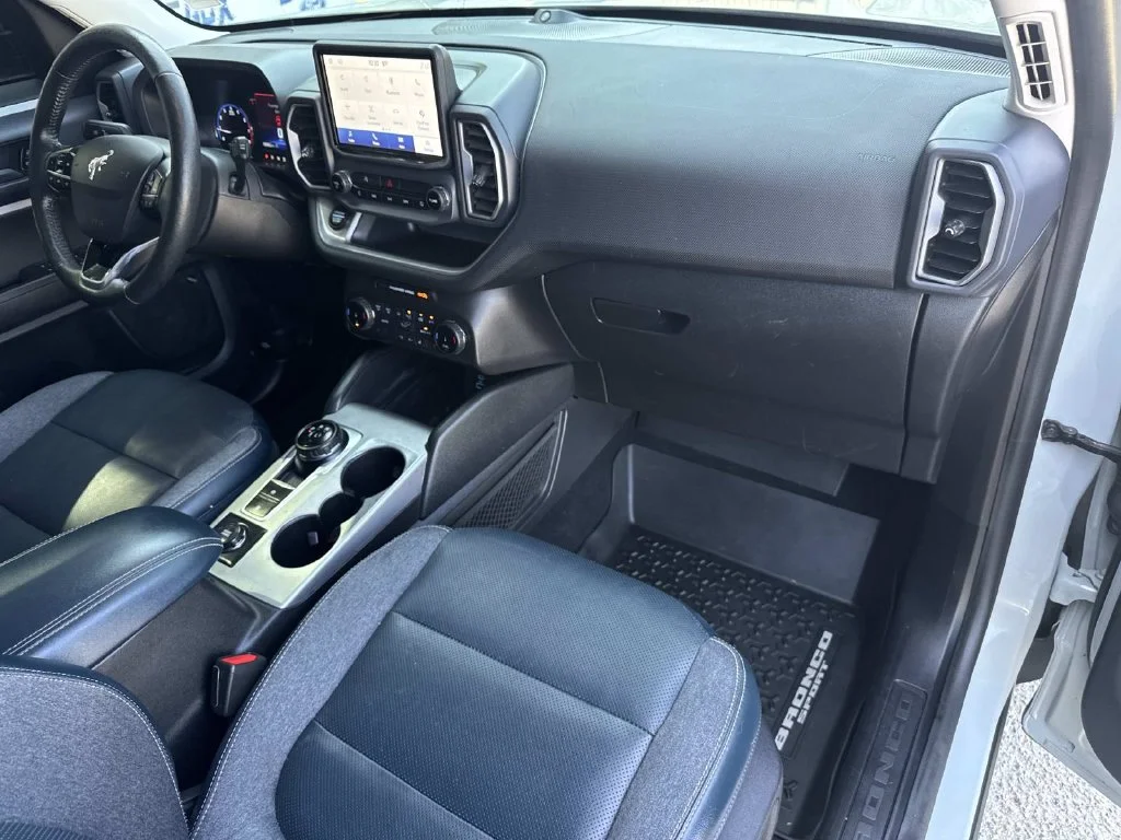 Used 2022 Green Ford Outer Banks image 26