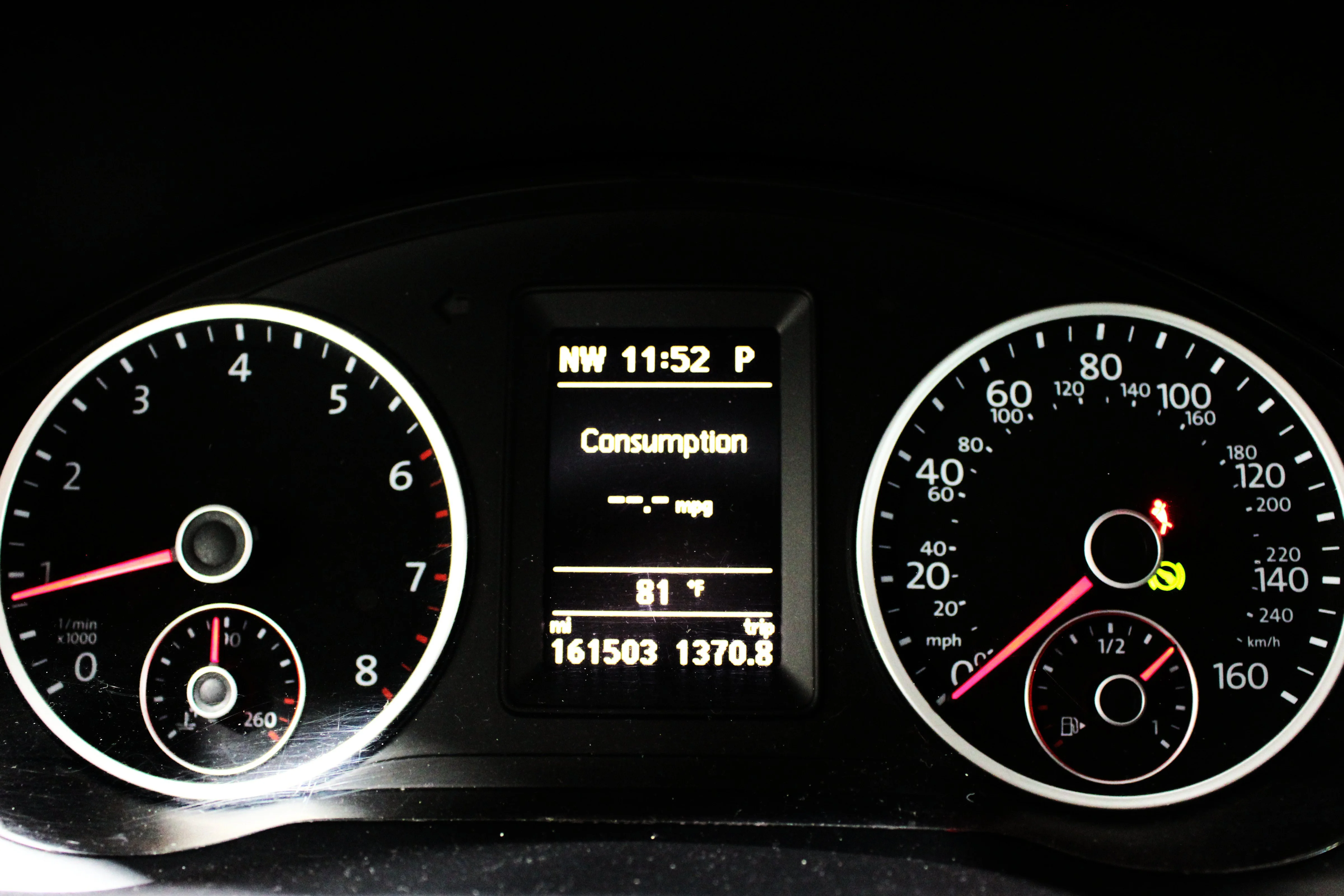2014 Volkswagen Tiguan SE - Photo 13
