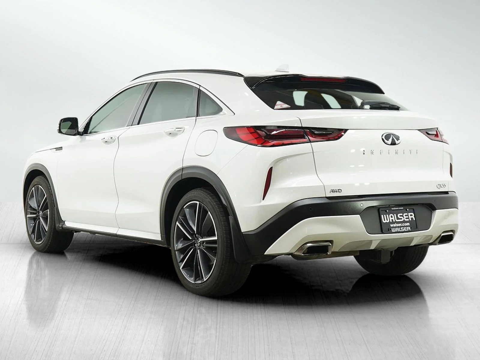 Used 2025 Radiant White INFINITI SENSORY image 3