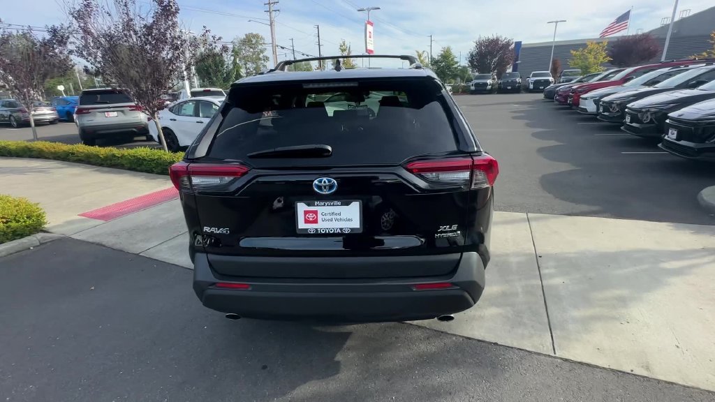 Used 2021 Midnight Black Metallic Toyota XLE image 32