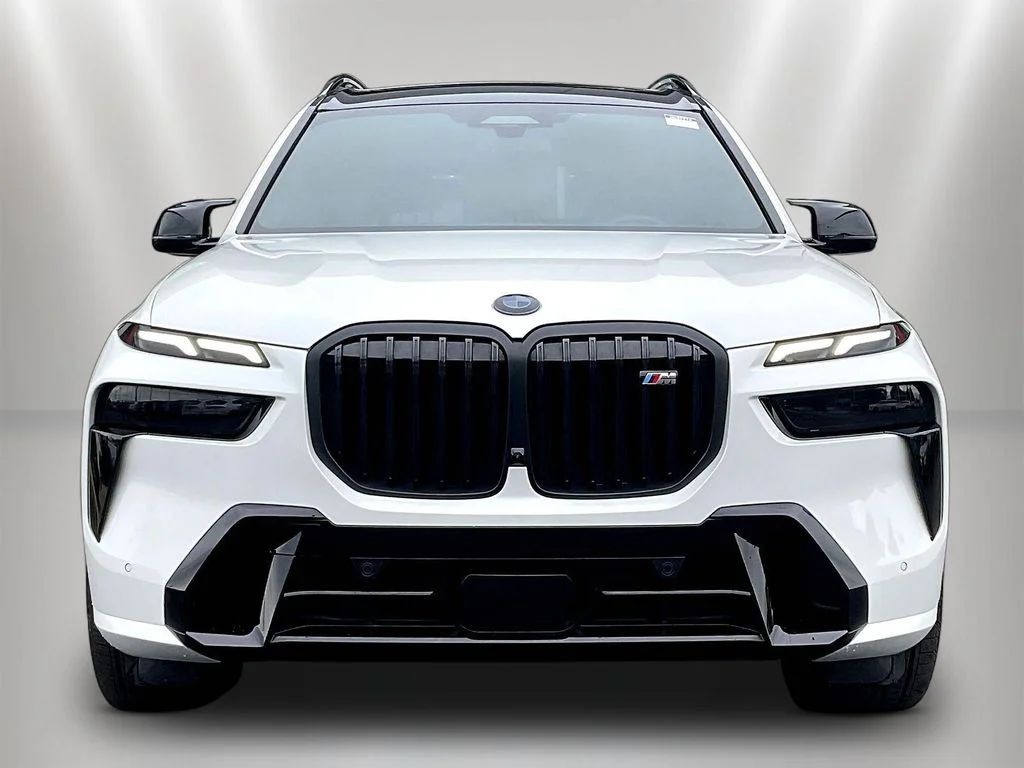 Used 2024 White Metallic BMW M60i image 2