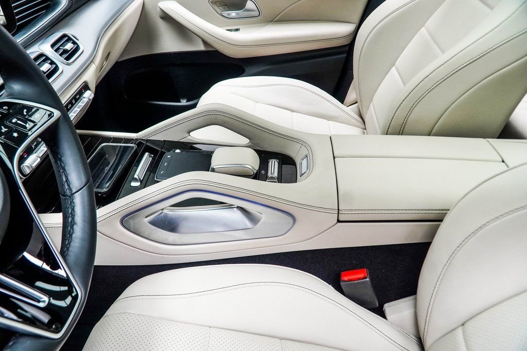 Used 2025 White Mercedes-Benz GLS 450 image 20