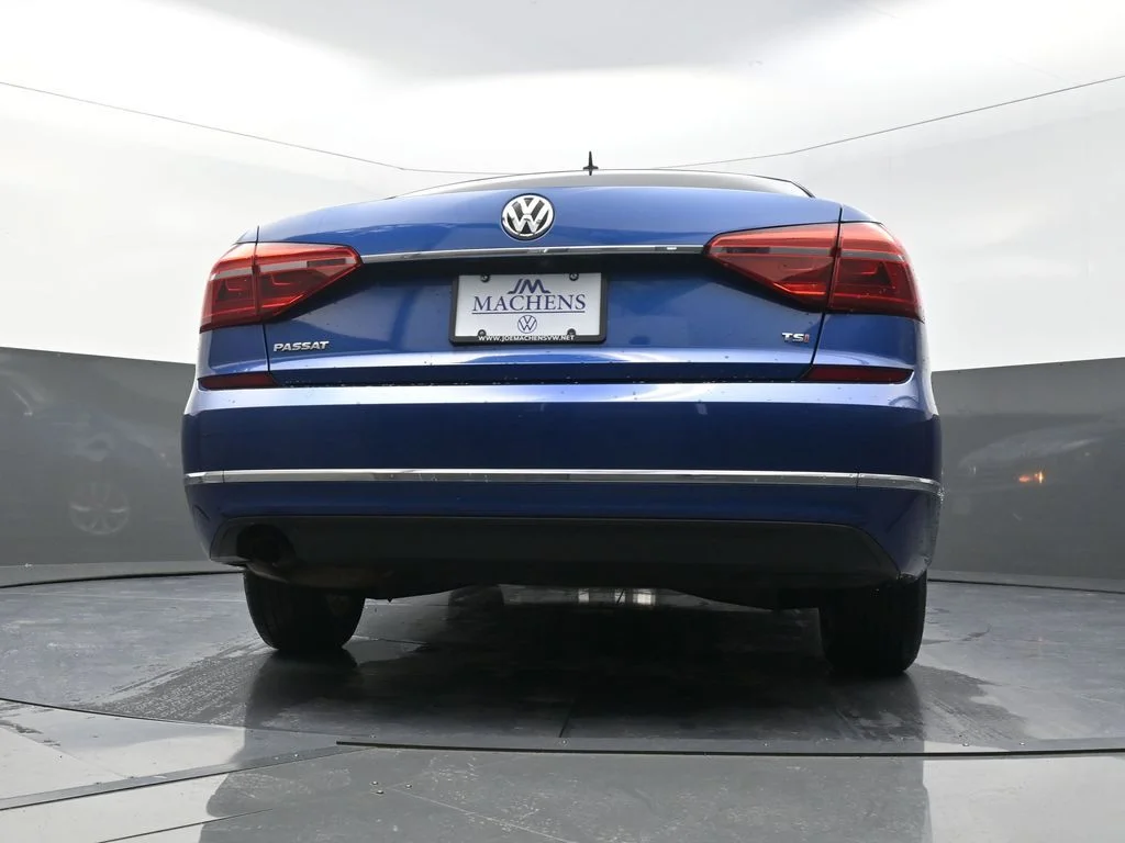 Used 2017 Blue Volkswagen 1.8T S image 28