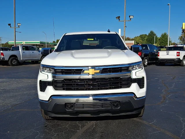 New 2026 White Chevrolet LT image 2