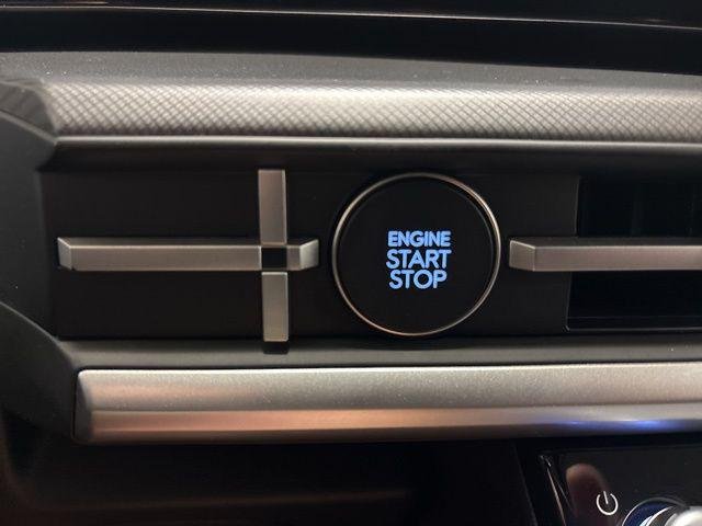 New 2026 Silver Hyundai SEL image 18