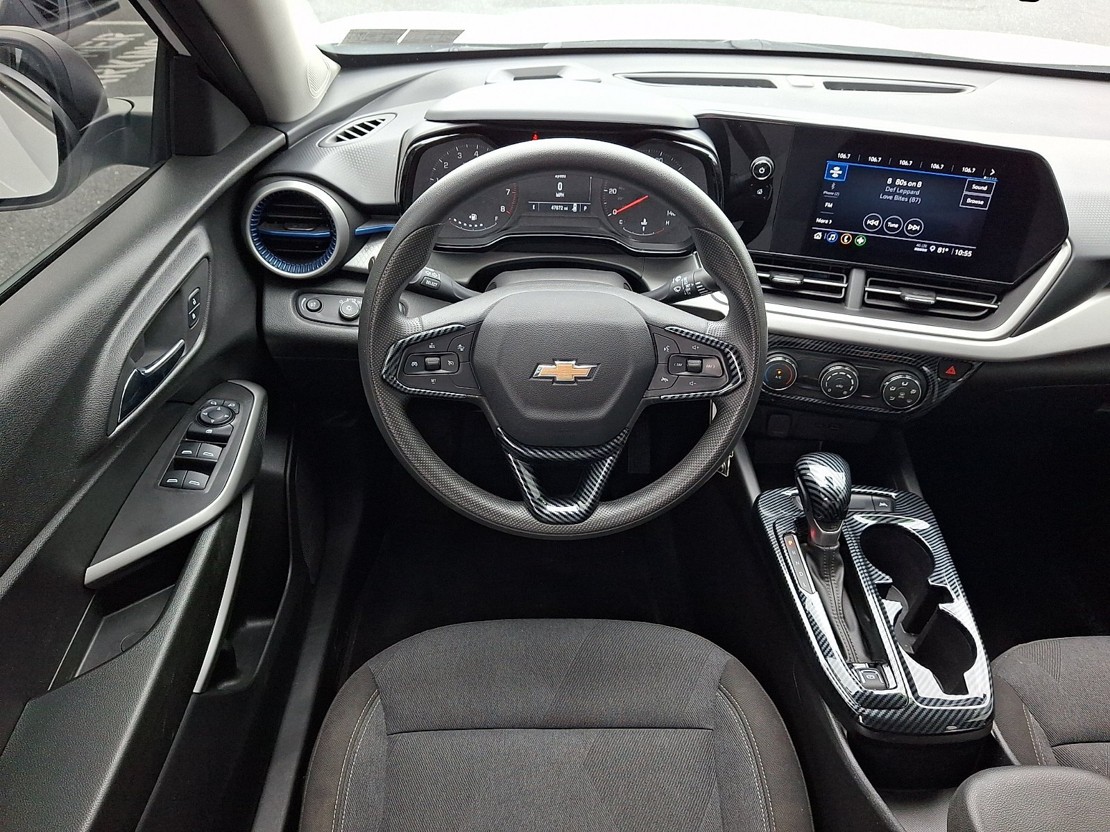 2024 Chevrolet Trax LS - Photo 11