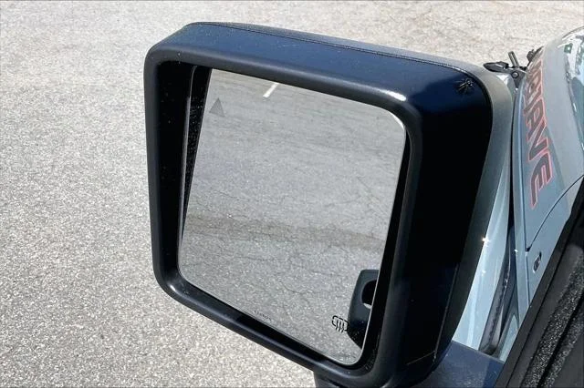 New 2026 Anvil Clear-Coat Exterior Paint Jeep Mojave image 22