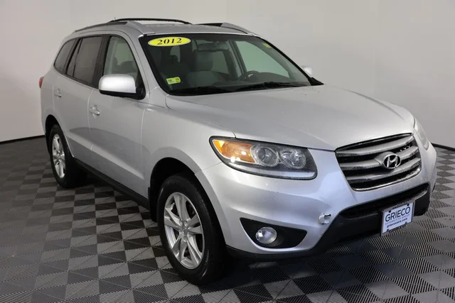 2012 Hyundai Santa Fe SE
