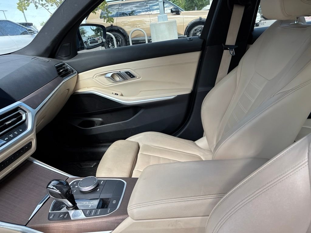 Used 2020 Blue BMW 330i xDrive image 25
