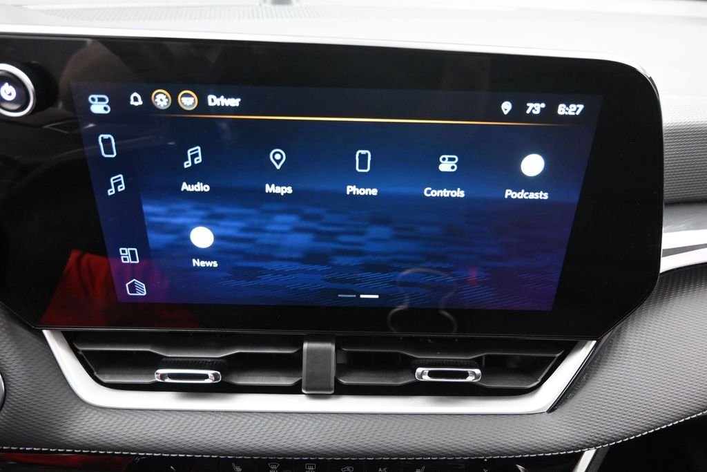 Used 2025 White Chevrolet LT image 19