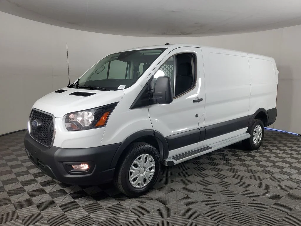 Used 2025 White Ford Base image 8