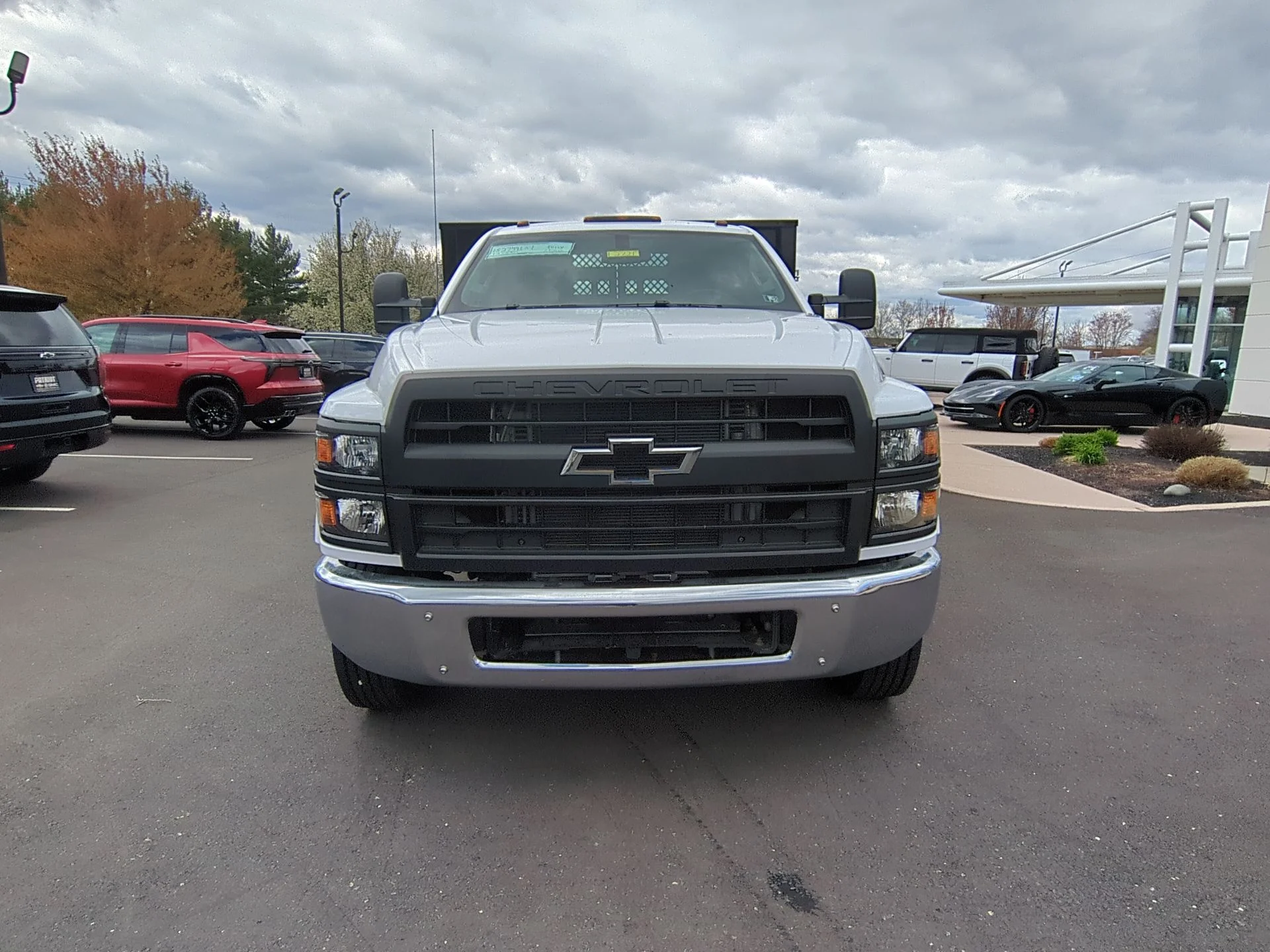 New 2024 Summit White Chevrolet Work Truck image 36